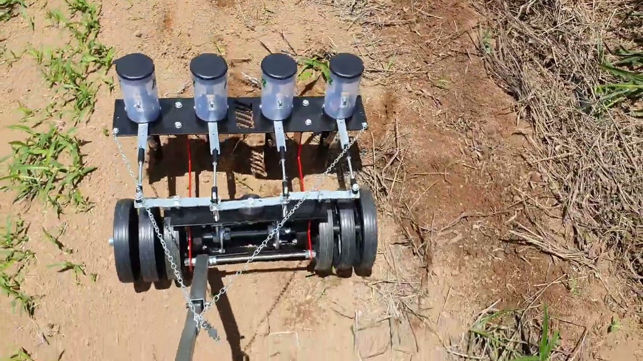 Plantando rabanete com a nova semeadeira manual de 4 linhas
