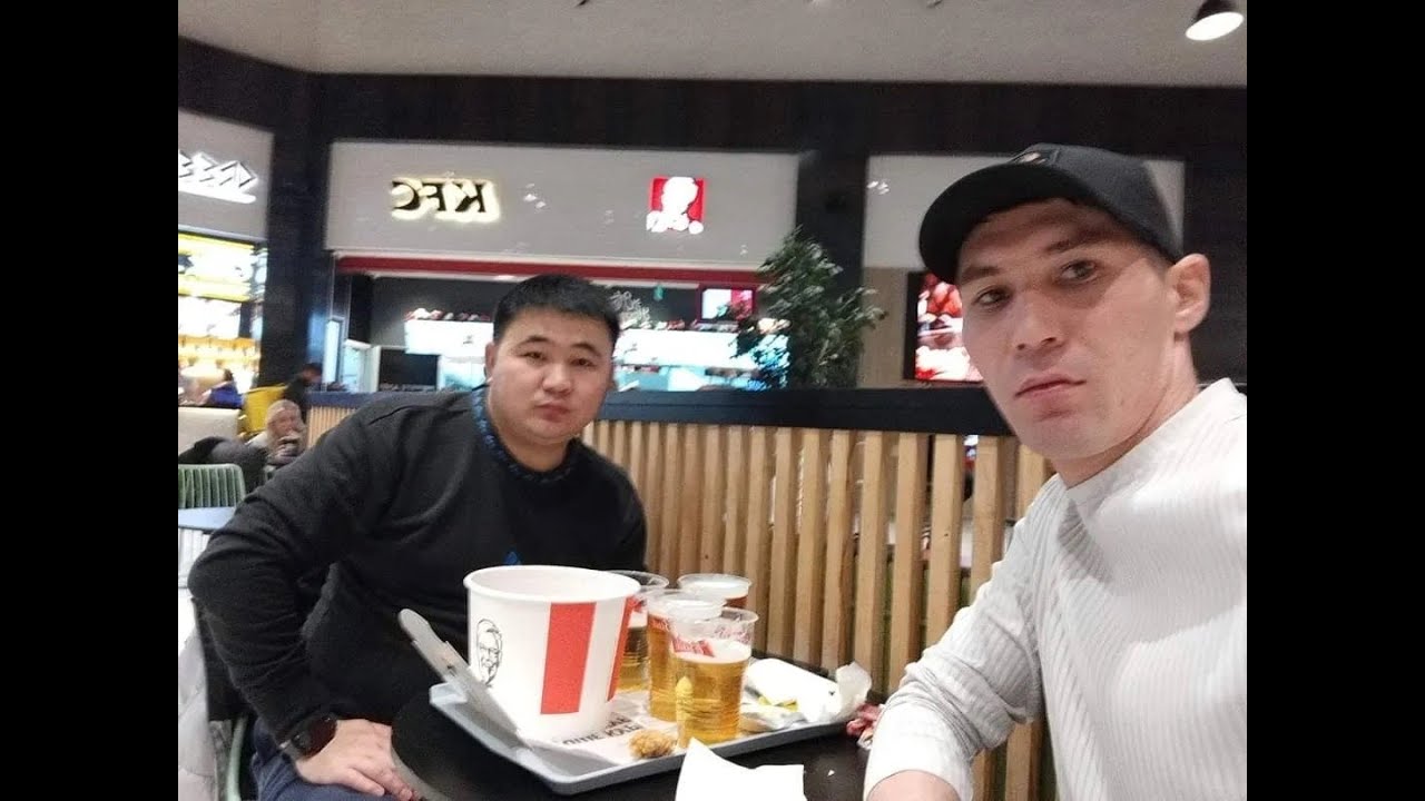 Broadcast powered by StreamChamp