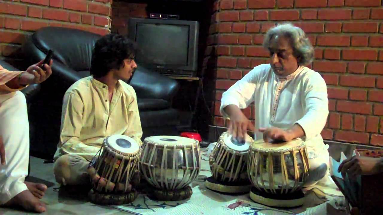 GREAT RHYTHMS-pt.anand badamikar-lakhnou ka chalan in teen tal