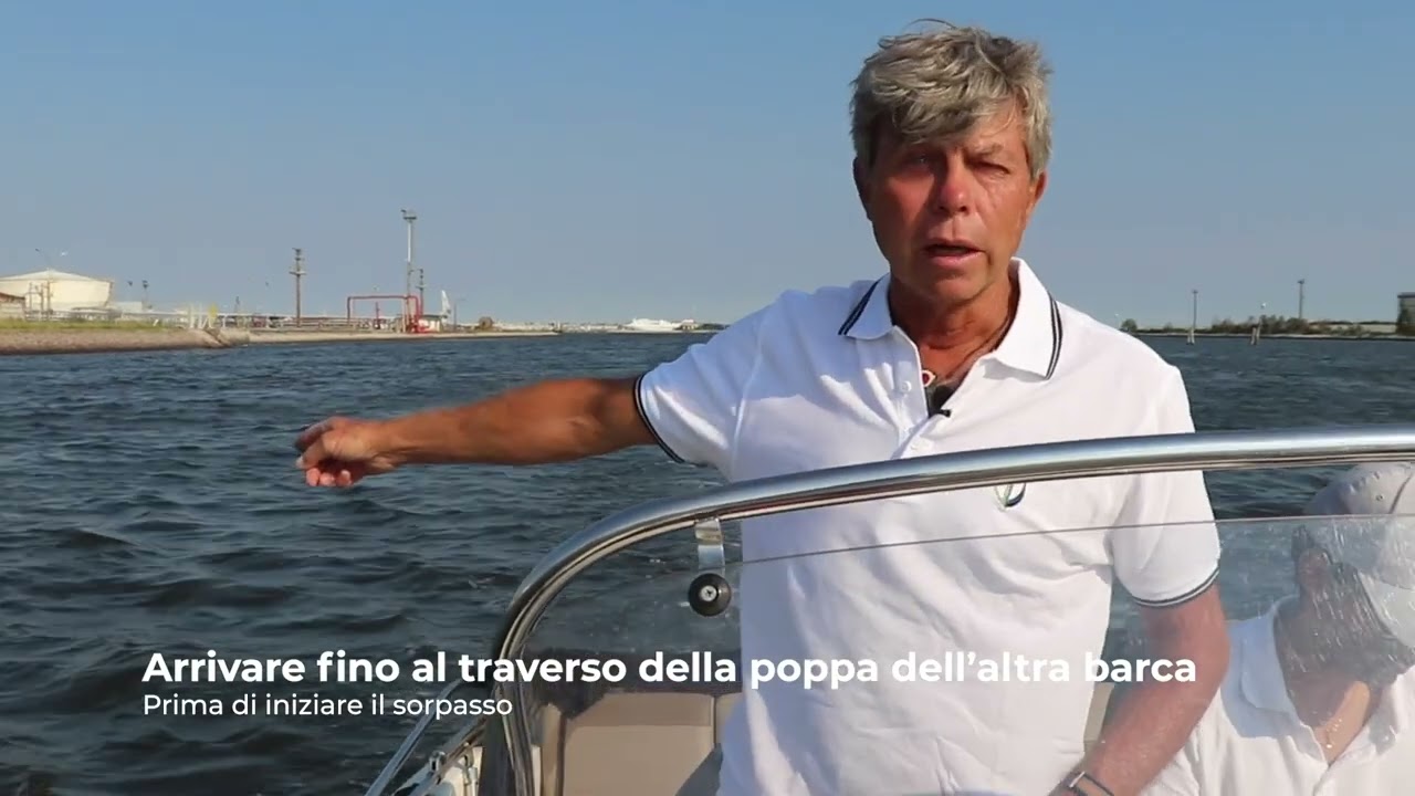 Regole di navigazione: come fare un sorpasso in barca