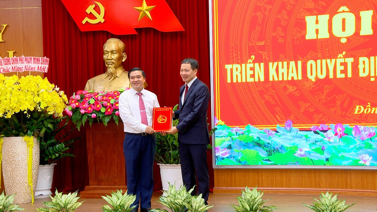 Phê chuẩn chức vụ Phó chủ tịch UBND tỉnh đối với đồng chí Hồ Văn Hà