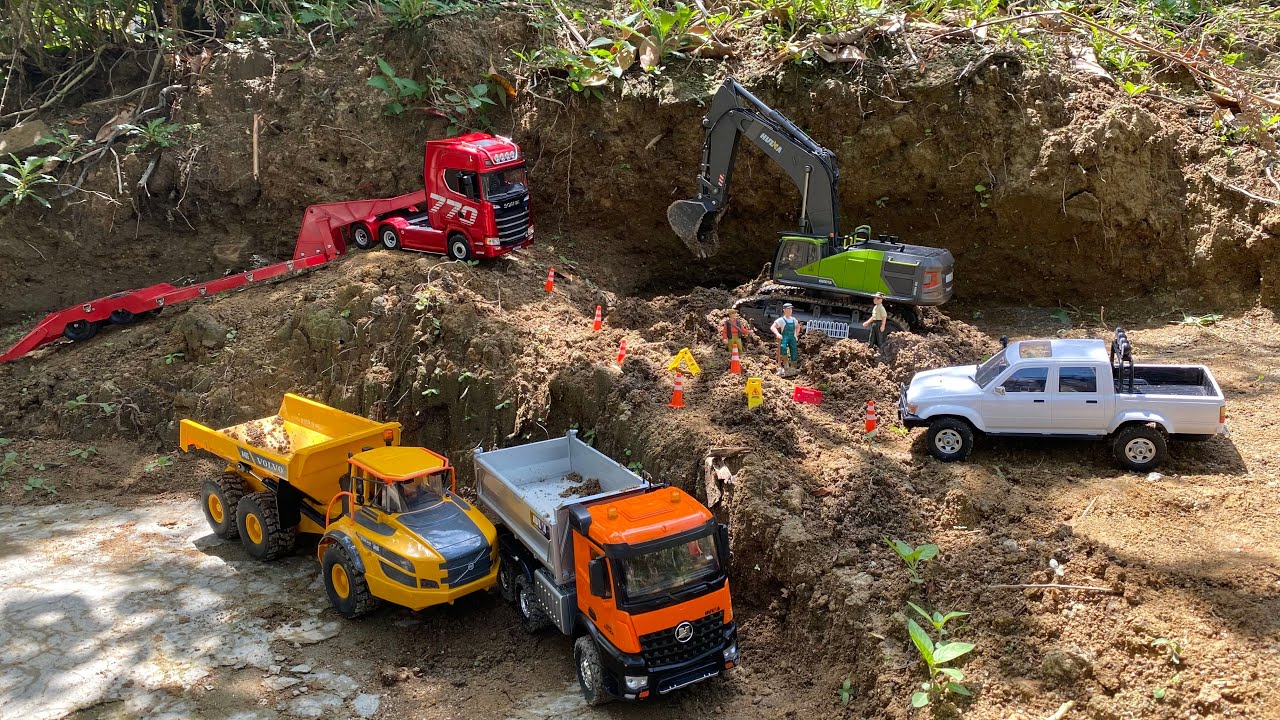 Aksi #122 Dump Truk RC Huina 1536, Truk Merci Muatan Tanah Merah Bangunan Excavator Besar Huina 1593