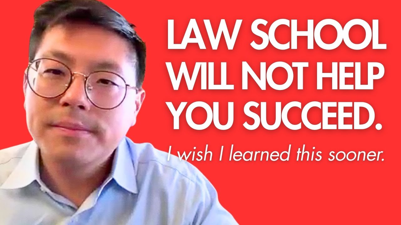 Lawyer gives career advice to a high schooler