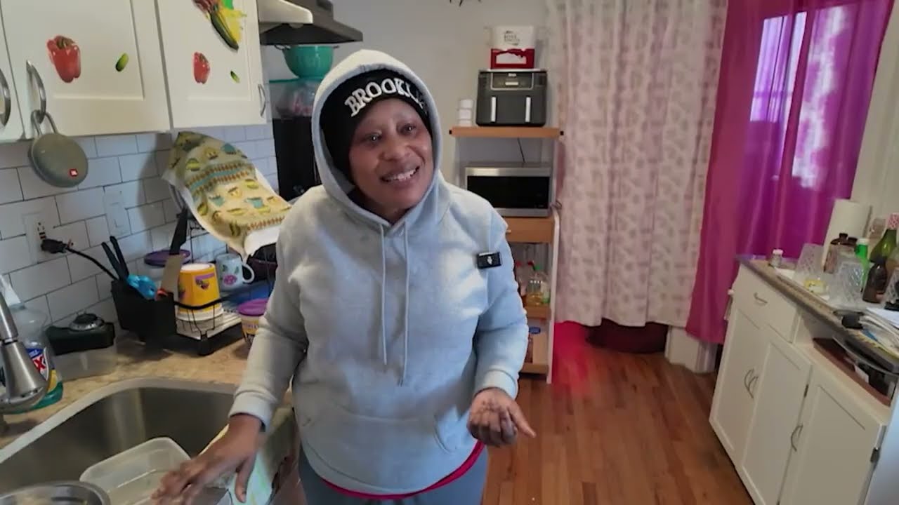 Brooklyn residents say they've been without heat for weeks