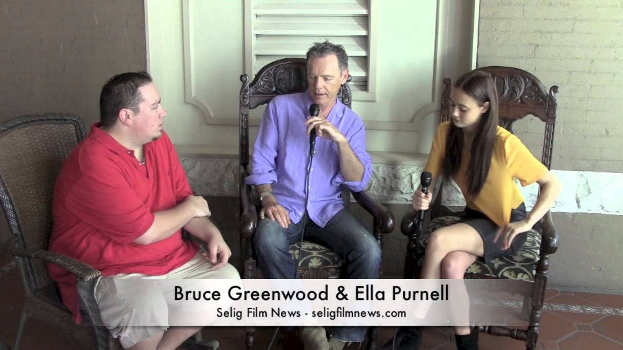 AFF: Bruce Greenwood & Ella Purnell - WILDLIKE