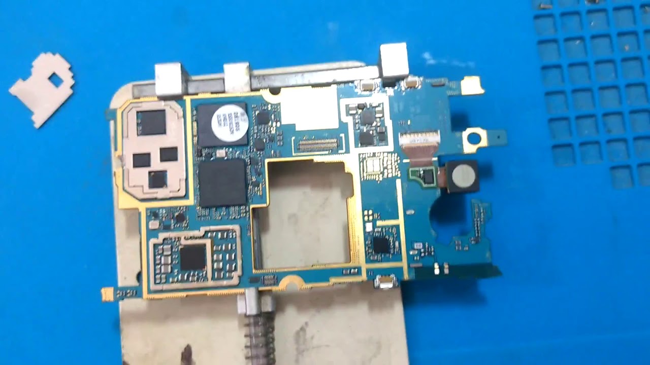 Samsung Galaxy S4 Mini não liga nem carrega.