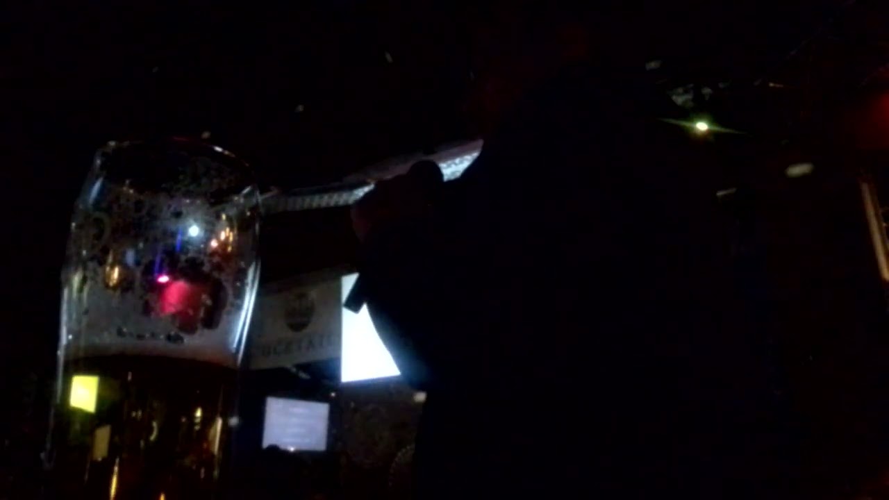 You raise me up...Karaokebar Mai Kai in Wien...der Wahnsinn