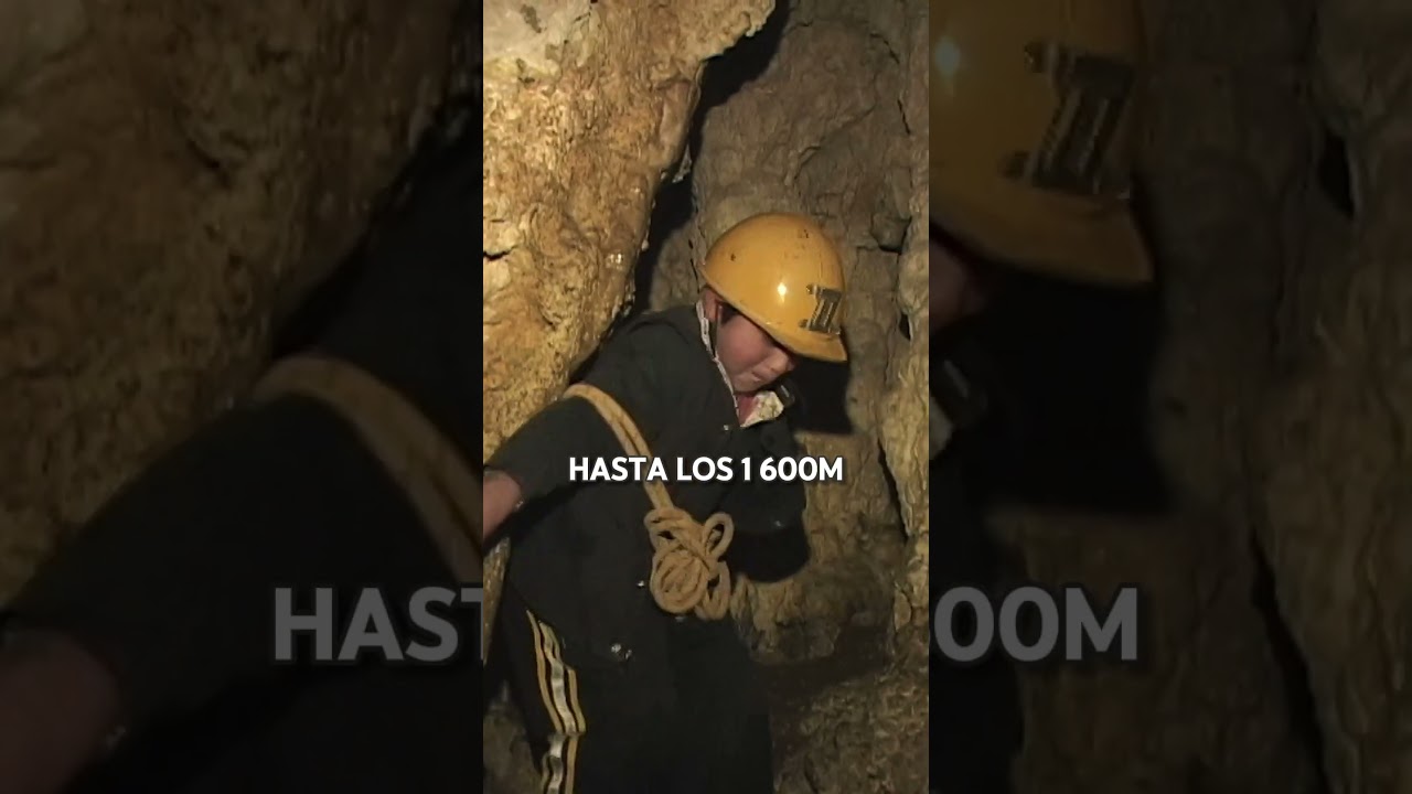HUAGAPO la cueva de Jun&iacute;n y su minigu&iacute;a  #Jun&iacute;n #TurismoPer&uacute; #LugaresSorprendentes #CuevasDelMundo