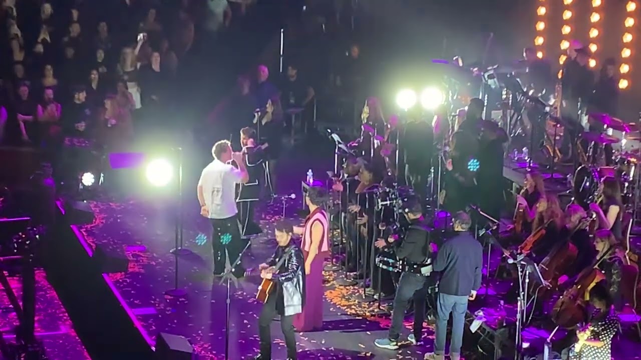 Cian Ducrot & Jonas Brothers I’ll Be Waiting / Royal Albert Hall 14.04.2023