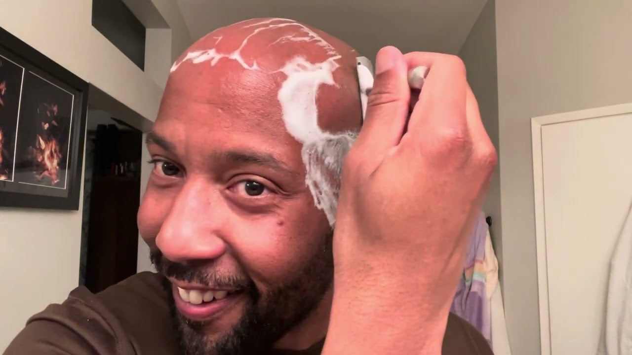 Just Shaves - Blackland Vector Head Shave (Happy Chap Los Angeles)