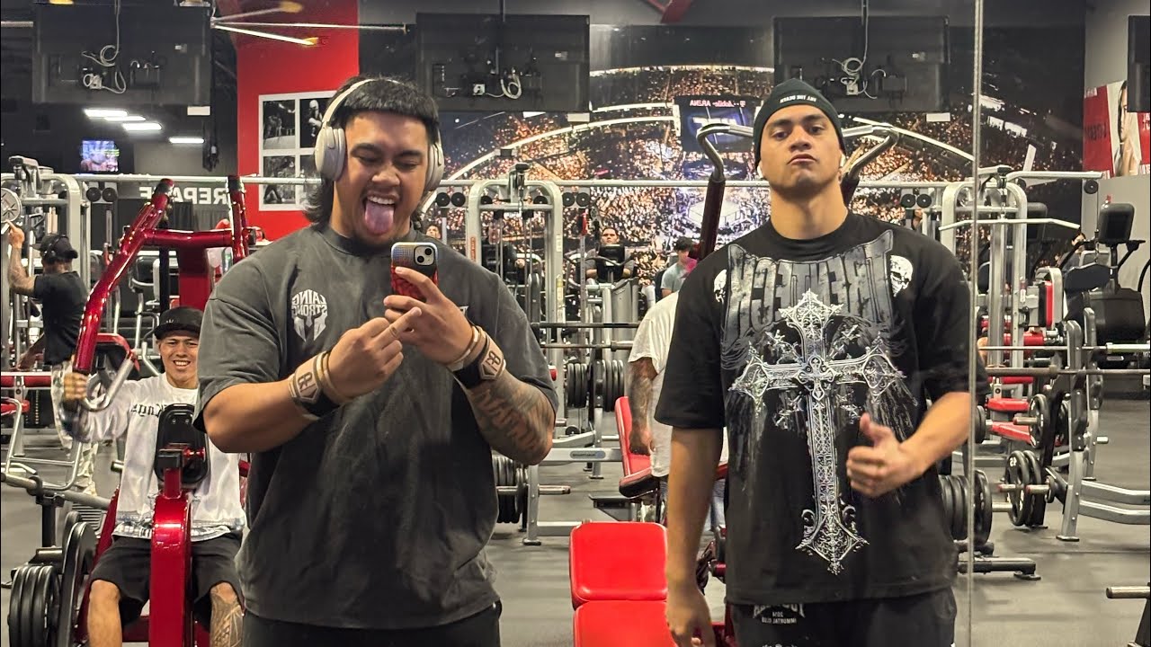 Vlog 5 Full Upper - “Chest, back, arms, shoulders—earned, not given.”