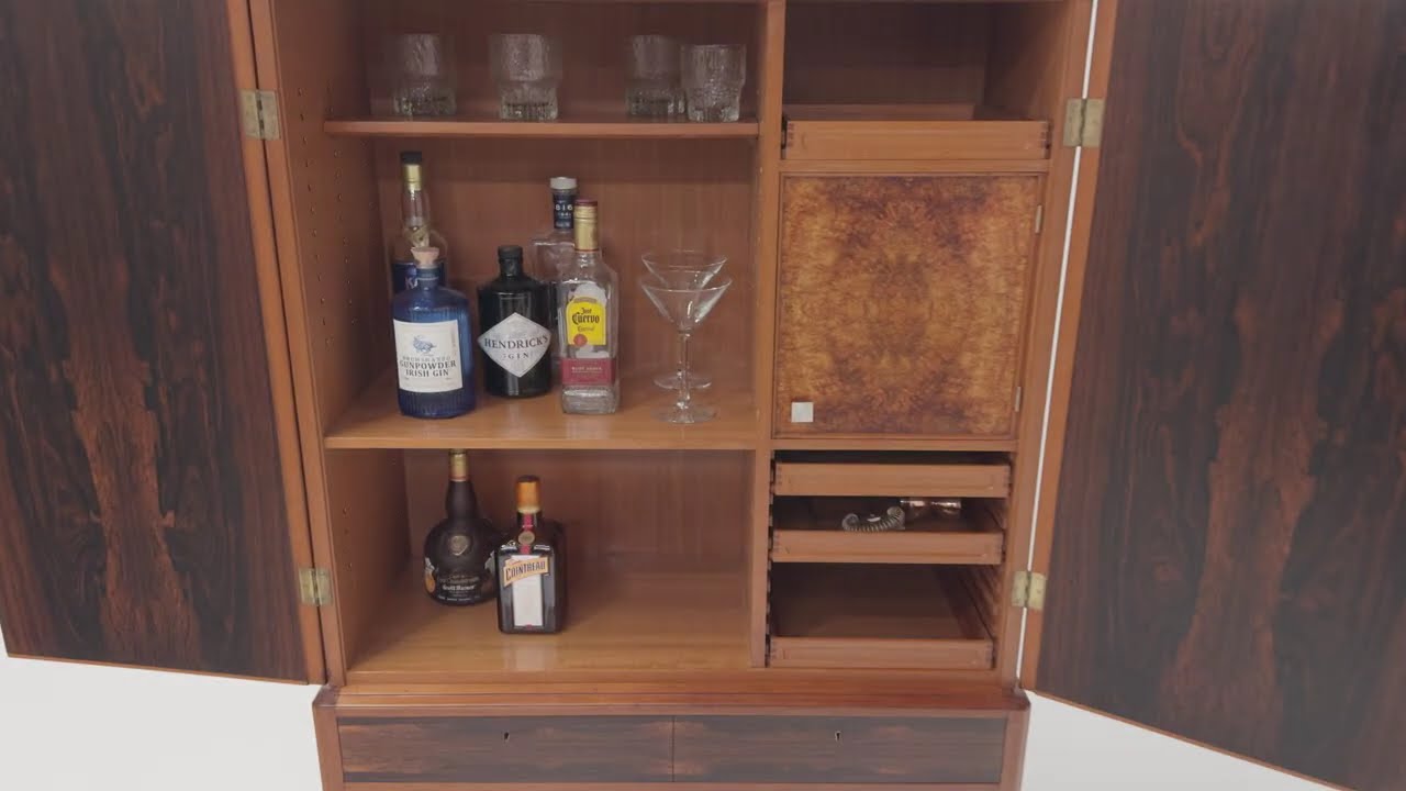 Mid-Century Swedish Rosewood Bar/Drinks Cabinet, 1960s.#midcenturymodern #architecture #vintage