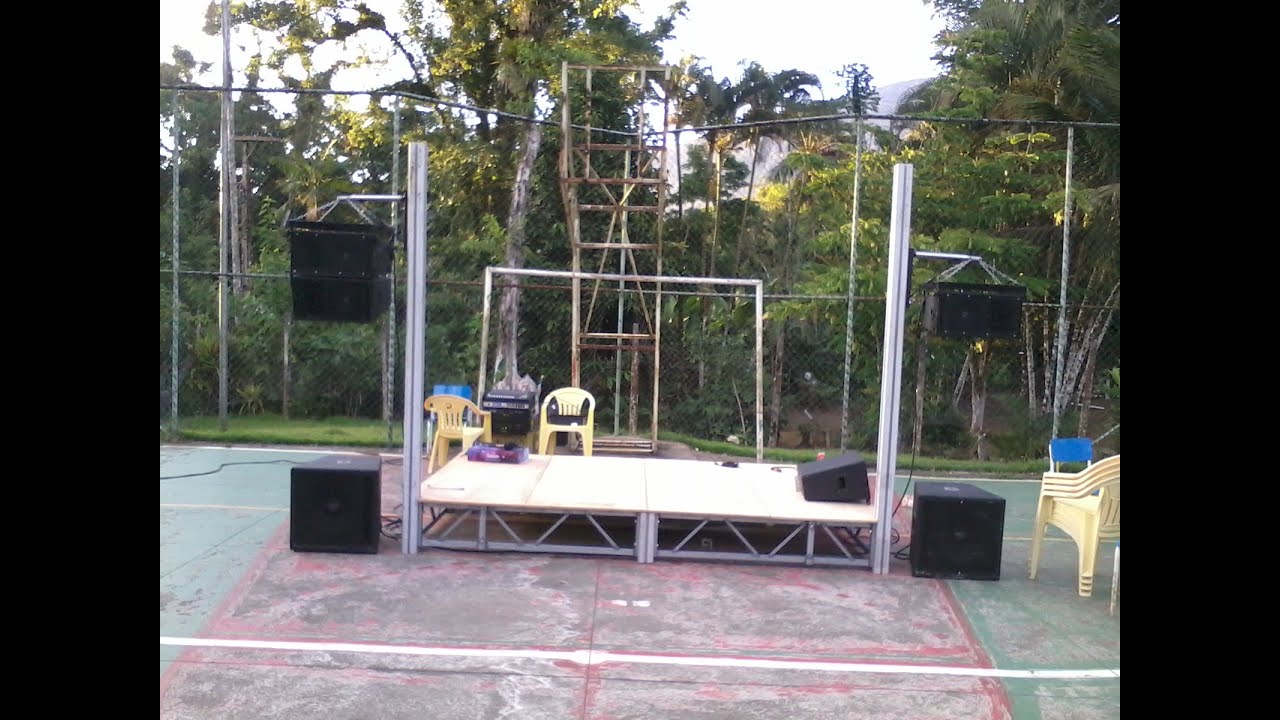 Rápida montagem de palco para shows- faça você mesmo
