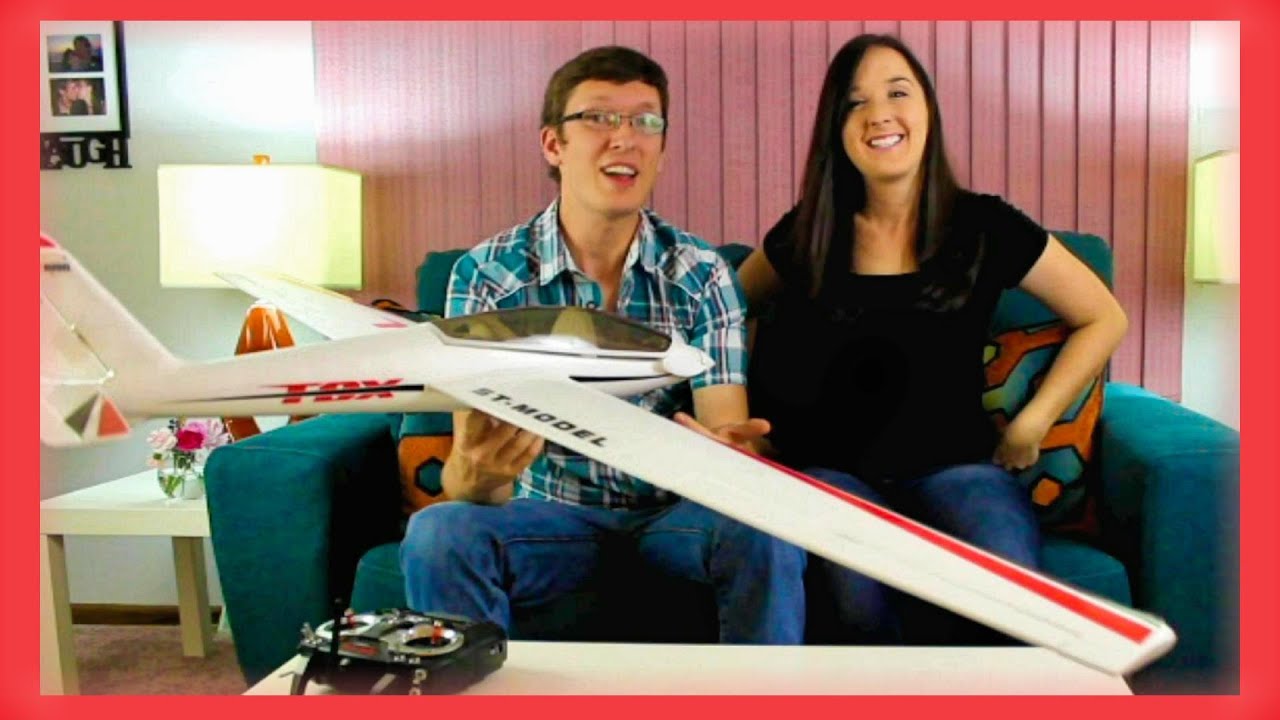 ST Model FOX Glider Review and Flight Impressions - TheRcSaylors
