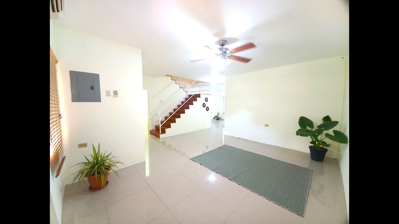 🔥Check out this hot new listing that's PRICED BELOW VALUATION and ready to move!🔥