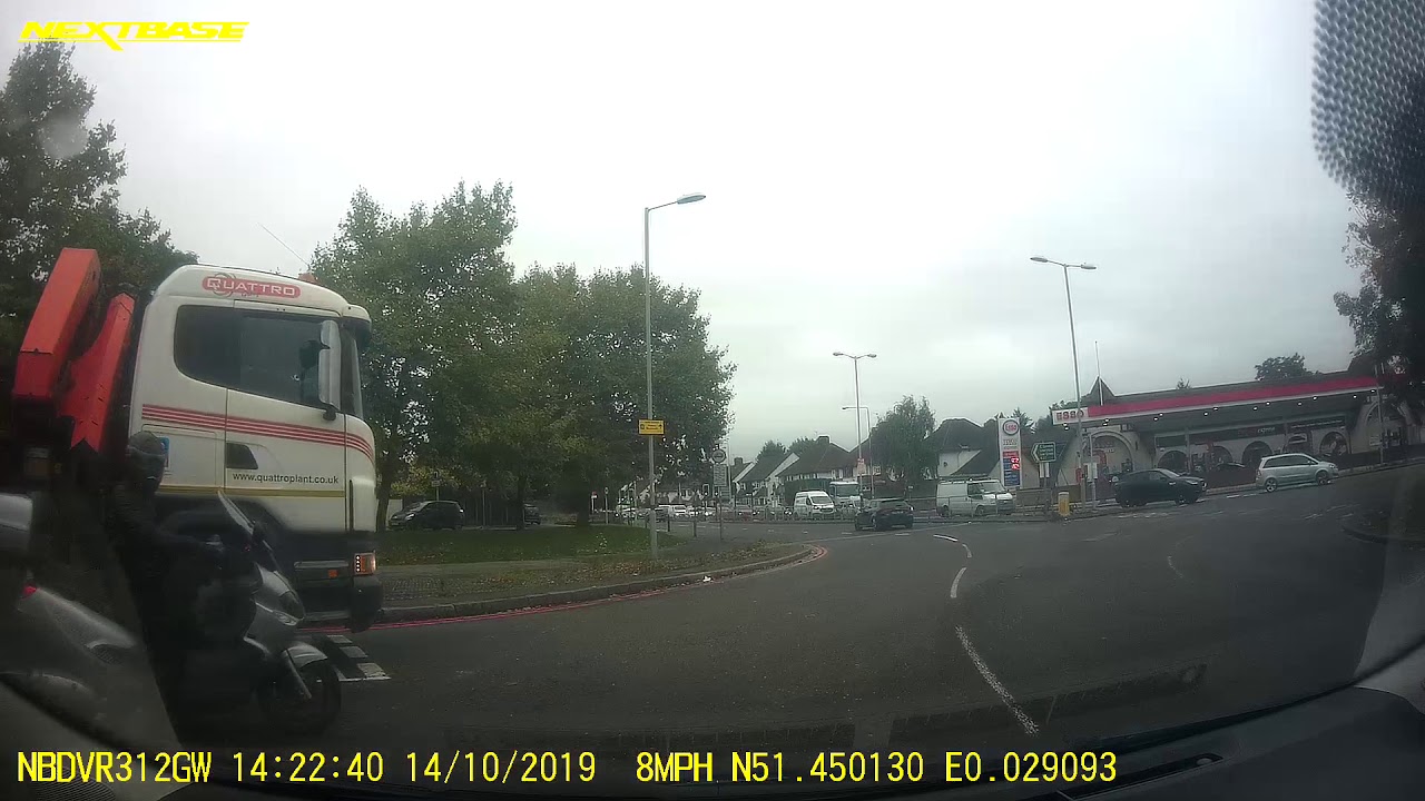 Clifton's Roundabout (new layout) 2nd exit A20 towards Central London