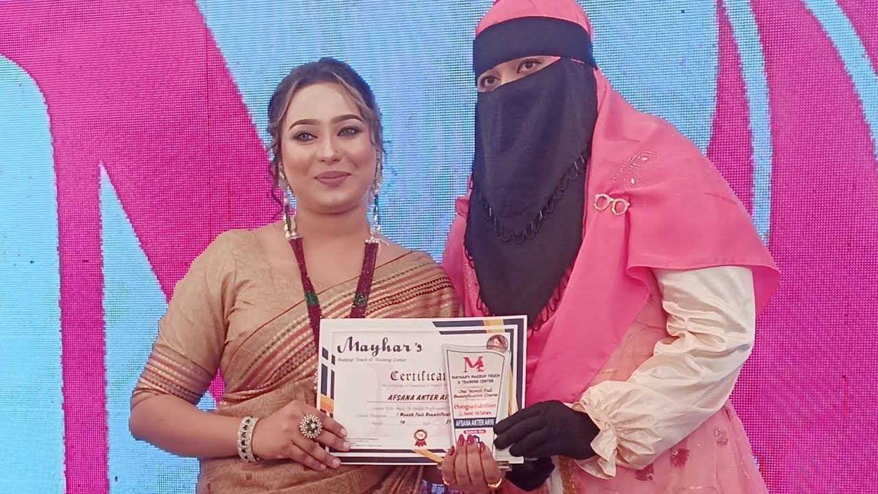 রাতের লাইভে আড্ডা দিতে চলে আসলাম ❤️❤️
