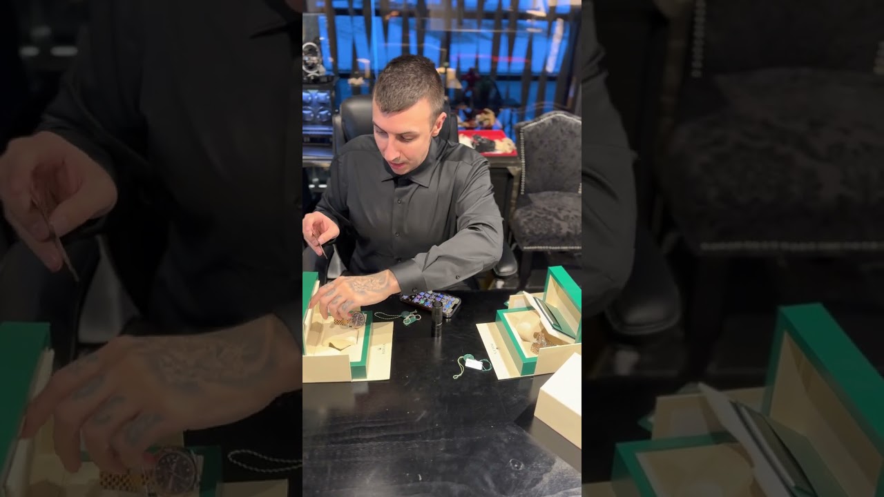 Comparaison d'une FAKE et Vrai Rolex 126331