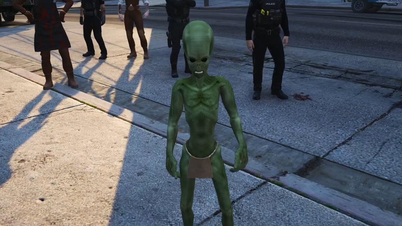 Mumbles Gives an Alien a 'Peace Offering' | NOPIXEL 4.0 GTA RP