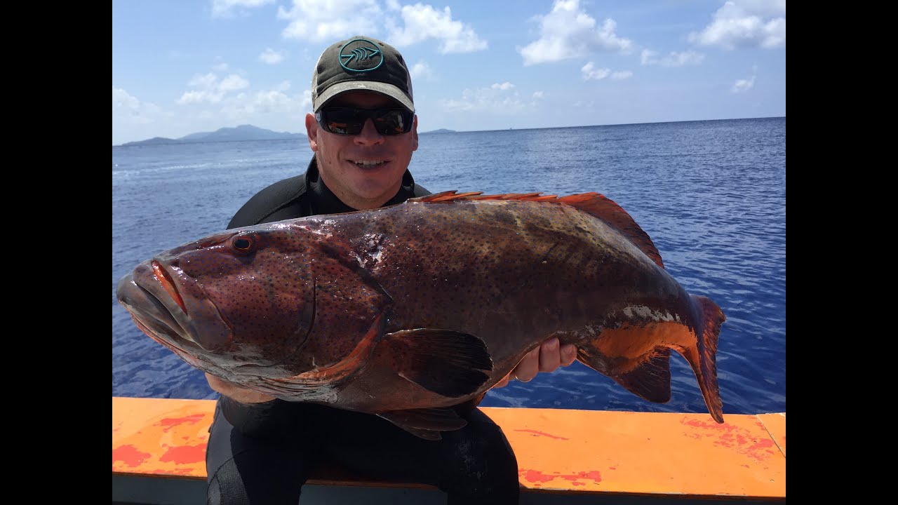 SPEARFISHING CHUUK Leagues Deep