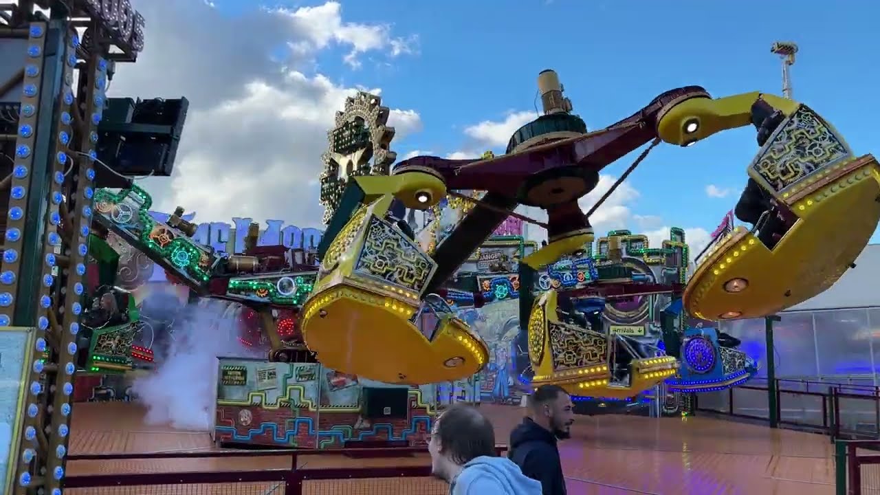 TIME MACHINE Ride aka Magic @ Nottingham Goose Fair 2025 🎡