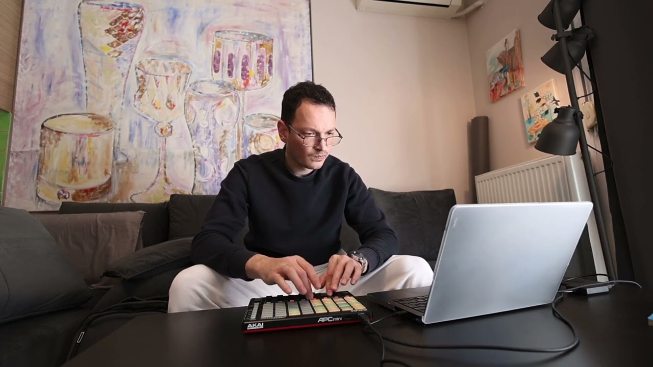 Melodic Techno Practicing Mix with the AKAI APC Mini + Ableton Live 11 (January 2024)