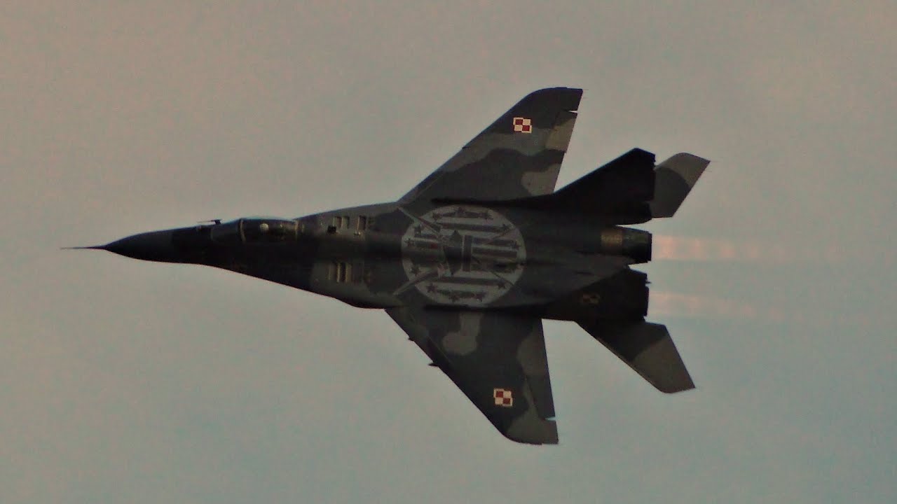 Air Show Radom 2015 - Mig-29 Polish Air Force [HD]