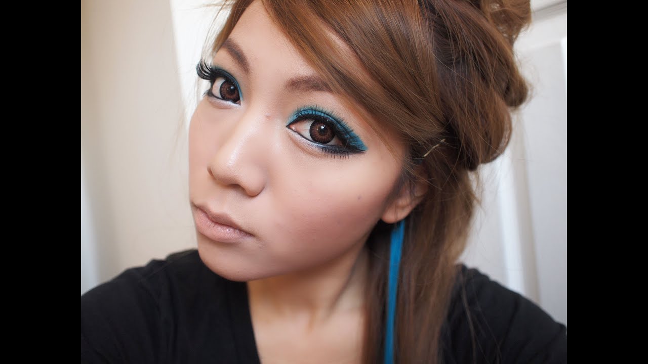 2NE1 Park Bom Makeup
