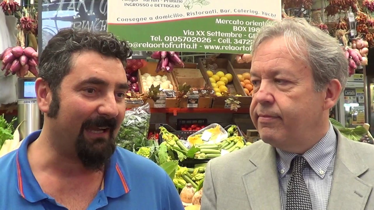 Ortofrutta Rela, al Mercato Orientale di Genova funghi, fichi e tanto altro