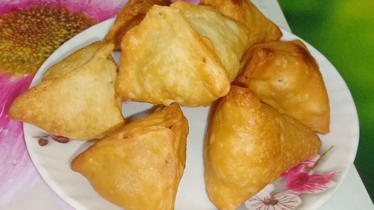চা কফি বা ইফতারের জন্য বানিয়ে নিন আলুর পুর ভরা মুচমুচে নাস্তার রেসিপি। Nasta recipe