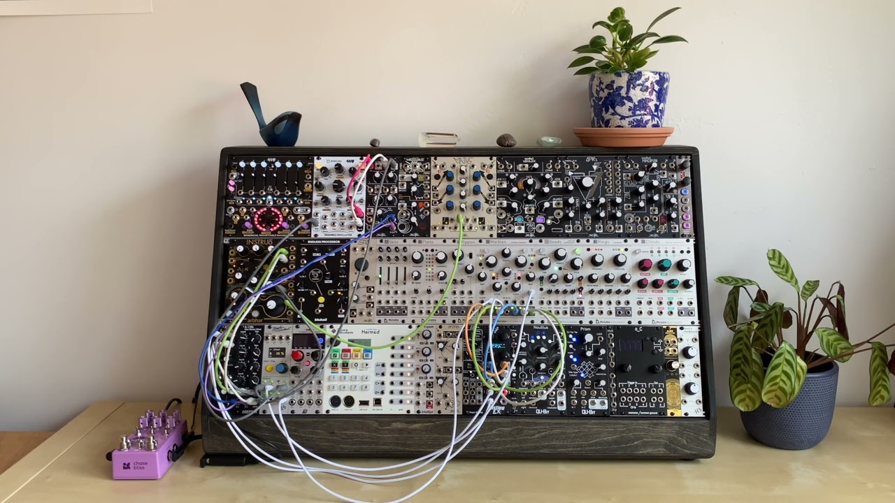 Generative Ambient Eurorack Modular Synth // Piano // Marbles // Disting EX // Mood MK2 Pedal