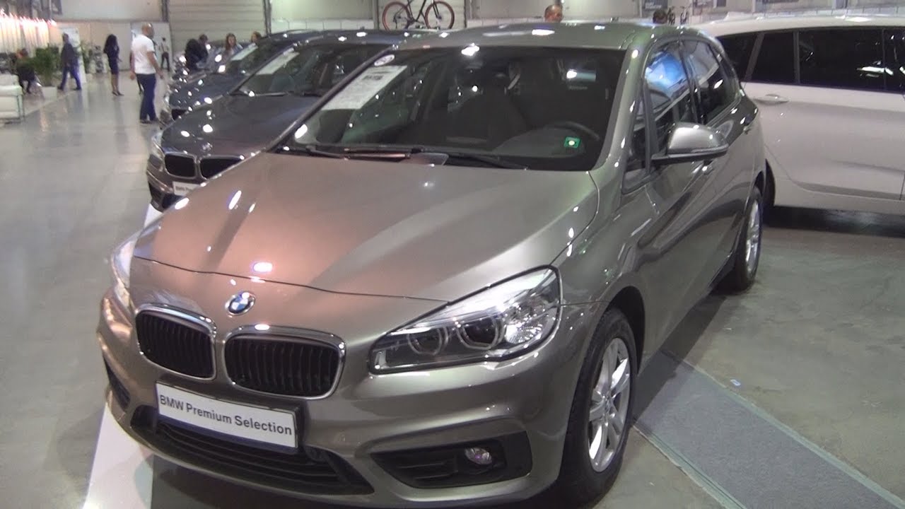 BMW 218i Active Tourer (2016) Exterior and Interior