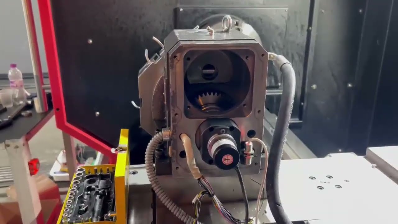COMO DESMONTAR A TORRE ELETRICA DO TORNO CNC