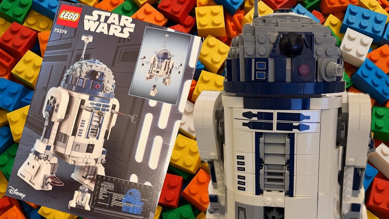 LEGO R2 D2 Build