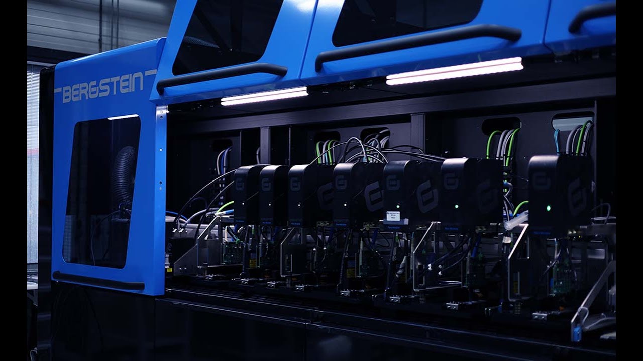 Bergstein Digital | DIGI 7 in action, printing directly on tablets containers