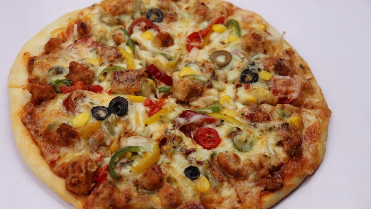 Chicken Pizza,Thin Crust Pizza By Recipes of the World