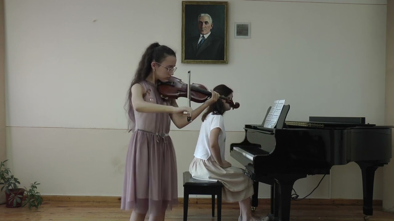 H.Wieniawski - Violin Concerto No.2 in  d-moll. Akhadova Samira.