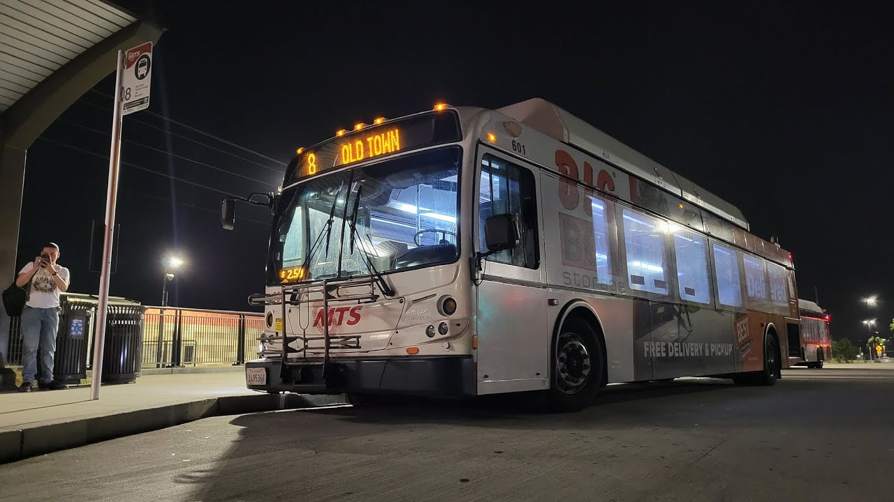 2011 New Flyer C40LFR - San Diego MTS Bus 601 - Route 8