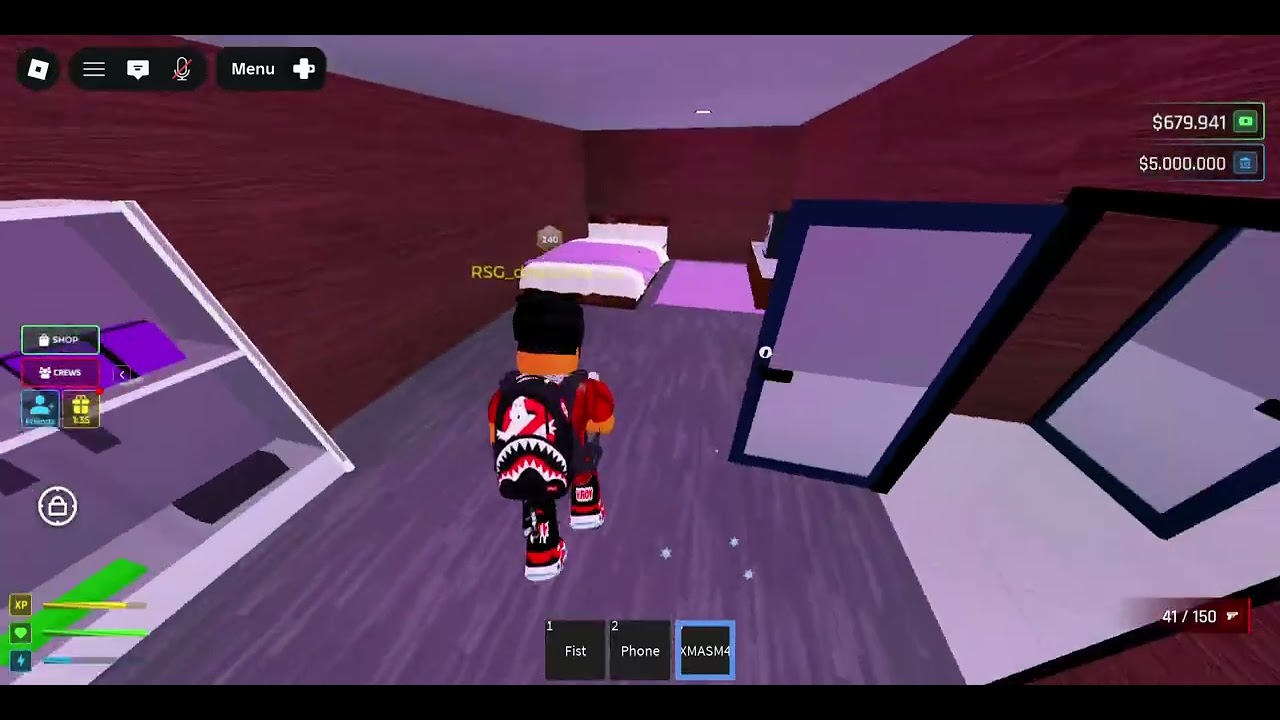 using xmas m4 in street life roblox to catch the opps lacking