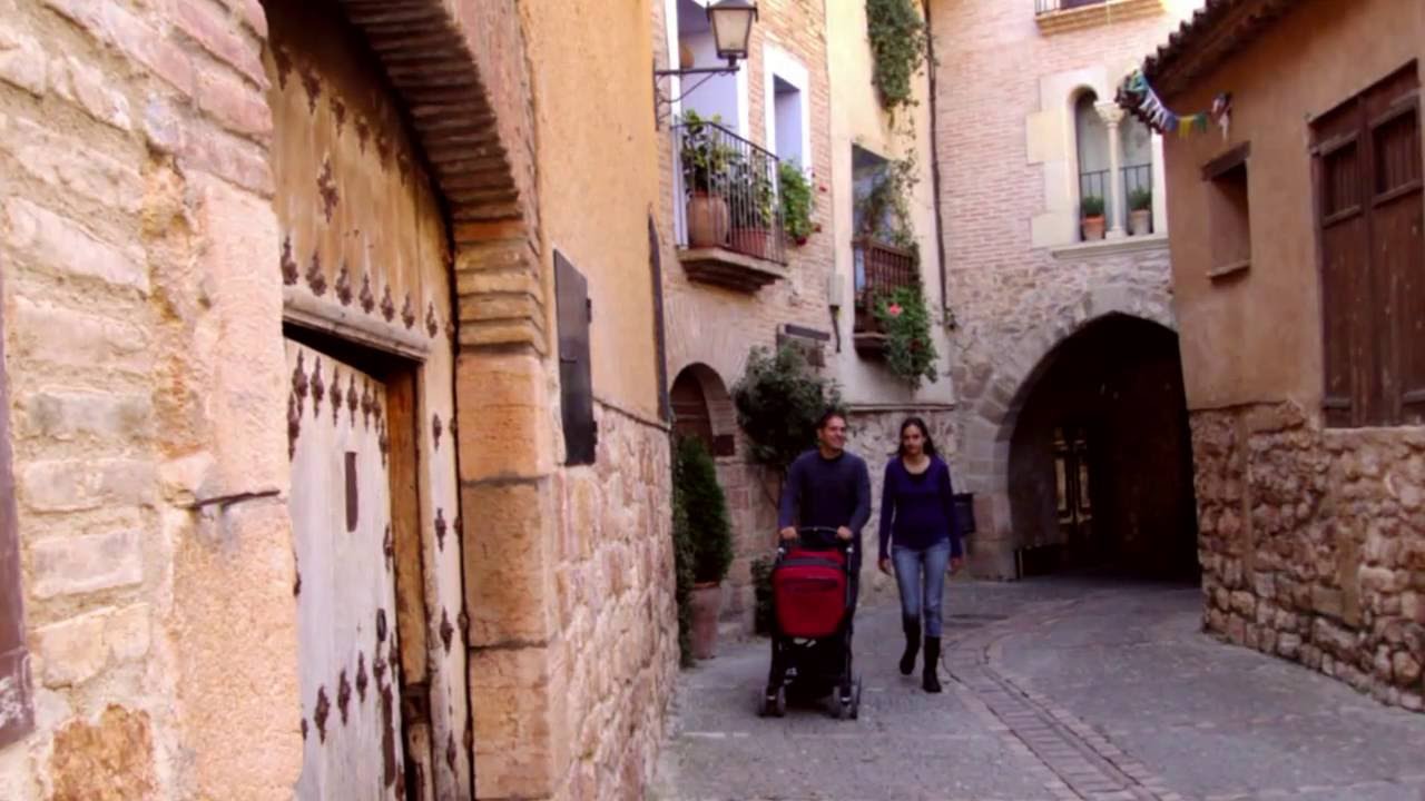 ALQUÉZAR (Huesca) - Villa Medieval (entre los pueblos mas bellos de España)