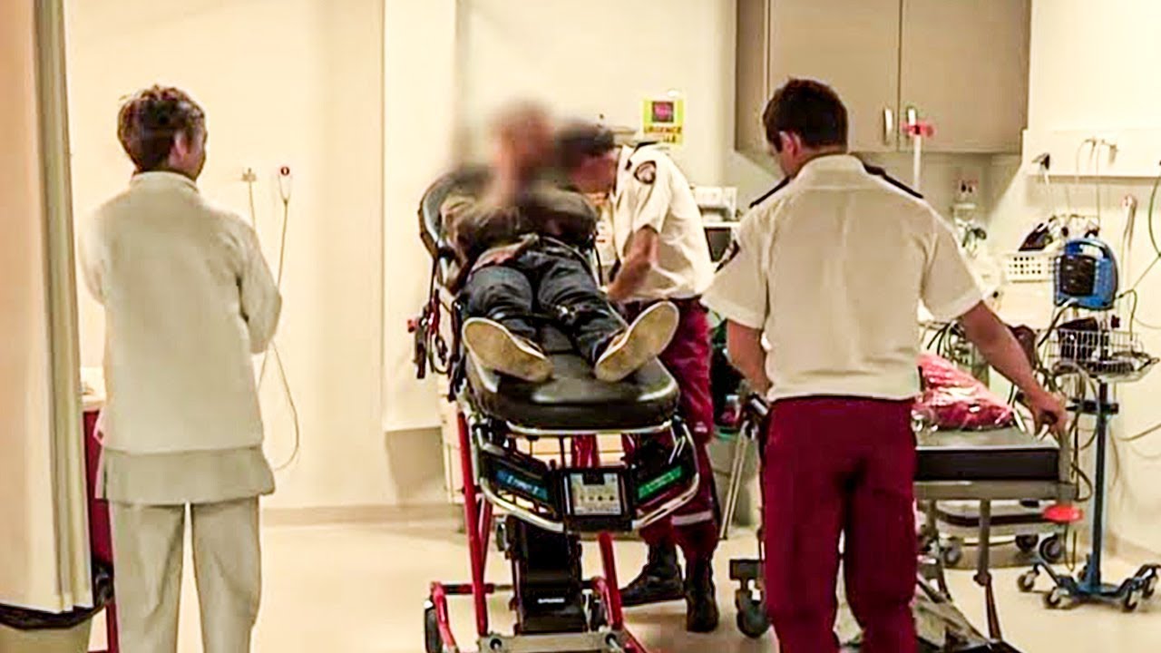 Ambulanciers dans l'urgence