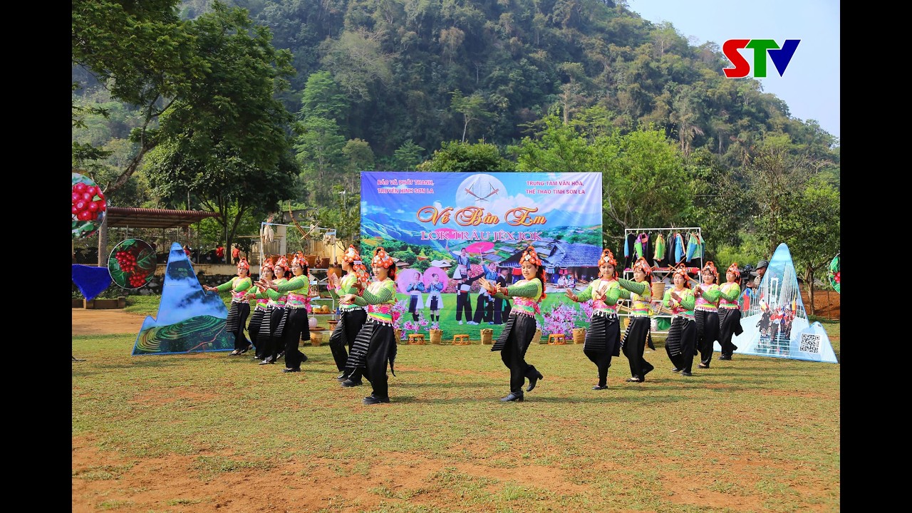 Chương tr&igrave;nh Gameshow Về bản em tại x&atilde; B&igrave;nh Thuận, tỉnh Sơn La