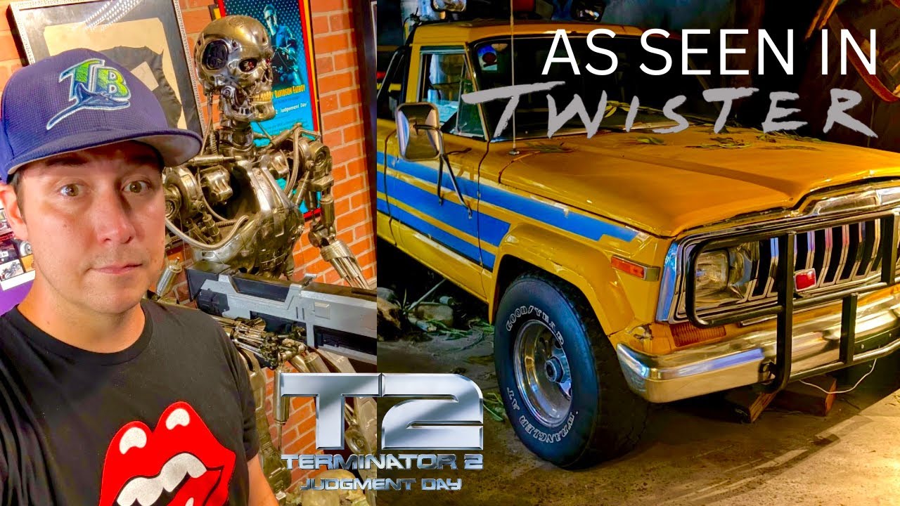 Gatlinburg Tennessee Roadside Attractions - The Amazing ‘As Seen In The Movie’ Hollywood Cars Museum