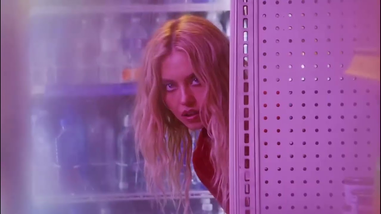 Sydney Sweeney for her lingerie brand SYRN #londongirl #deutschland