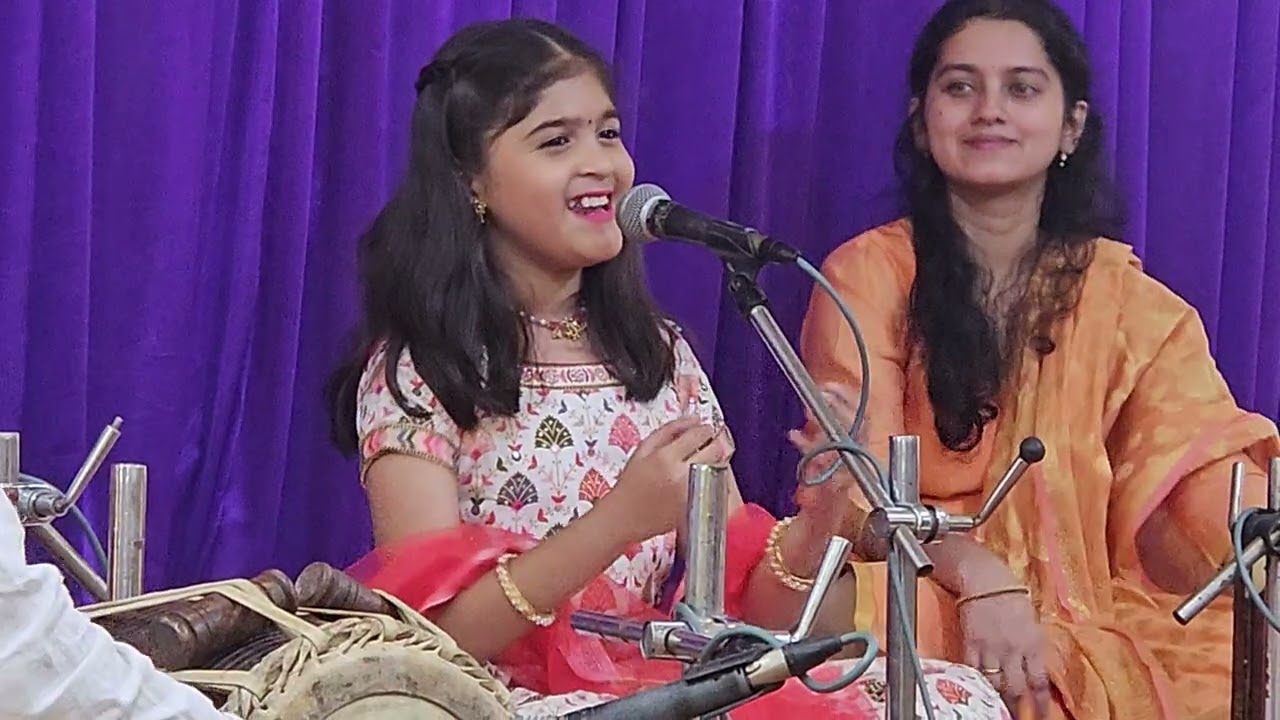 Bhulvile Venu Naade by Rucha Ghangrekar, Abhay Ghangrekar and Onkar Lele. marathi gavlan