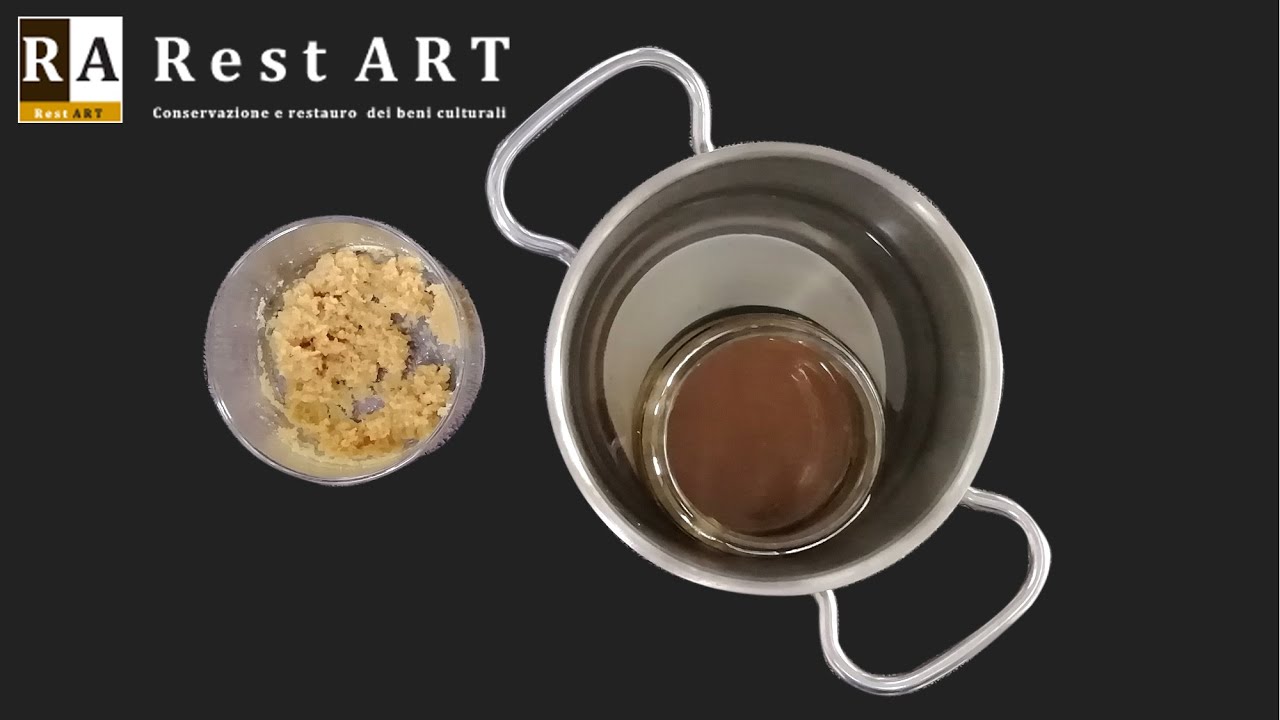 Preparazione stucco legno