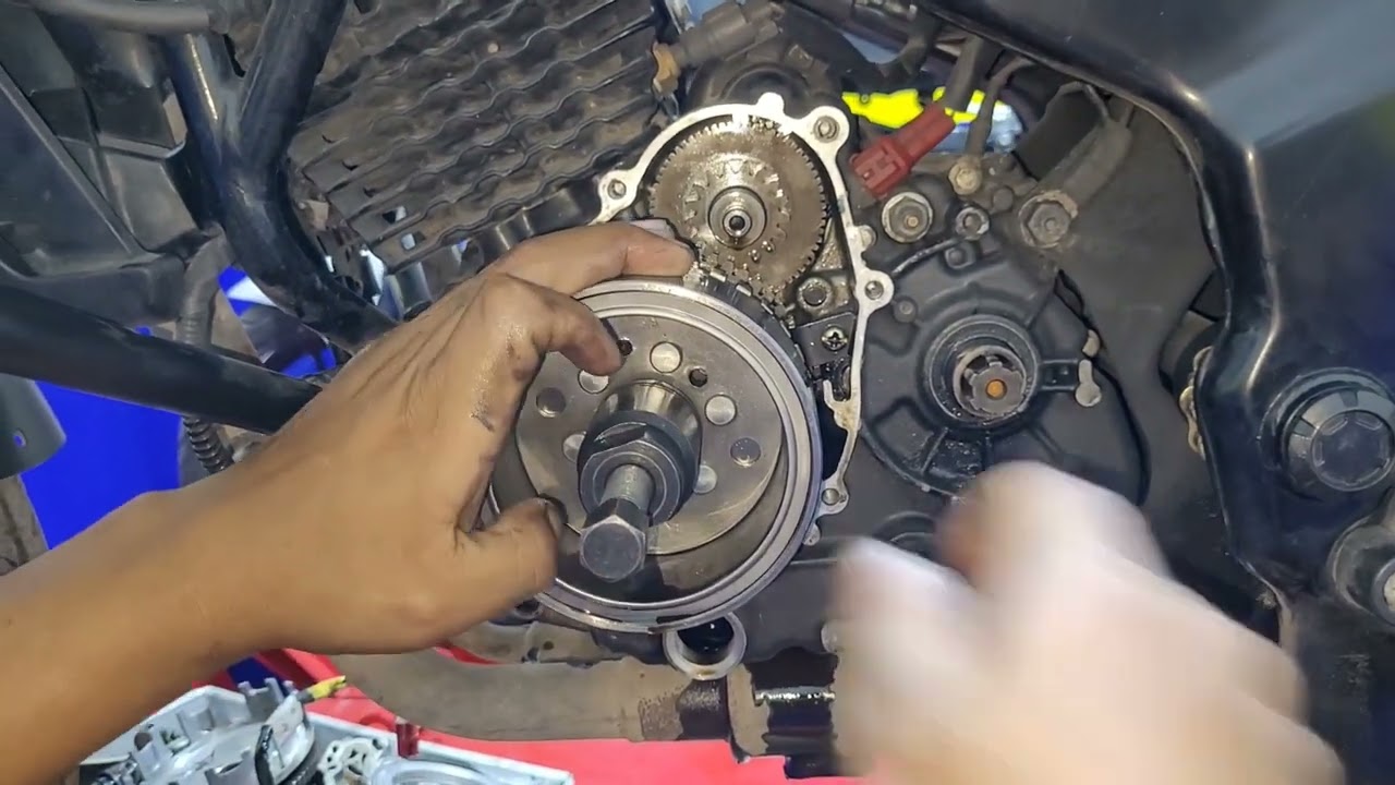 Desarmado de la volante pulsar NS-160cc Fi