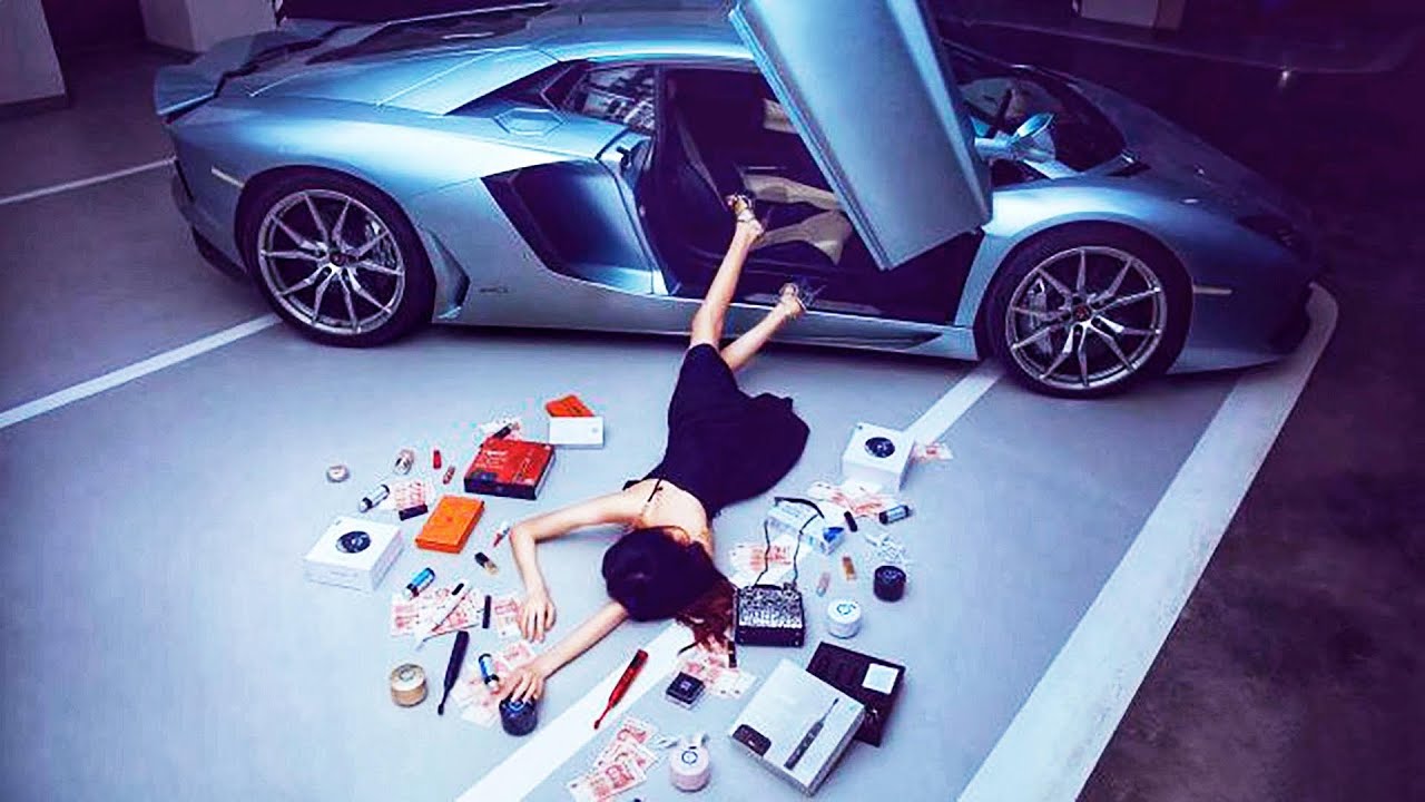 China's SUPER RICH are SUPER POOR