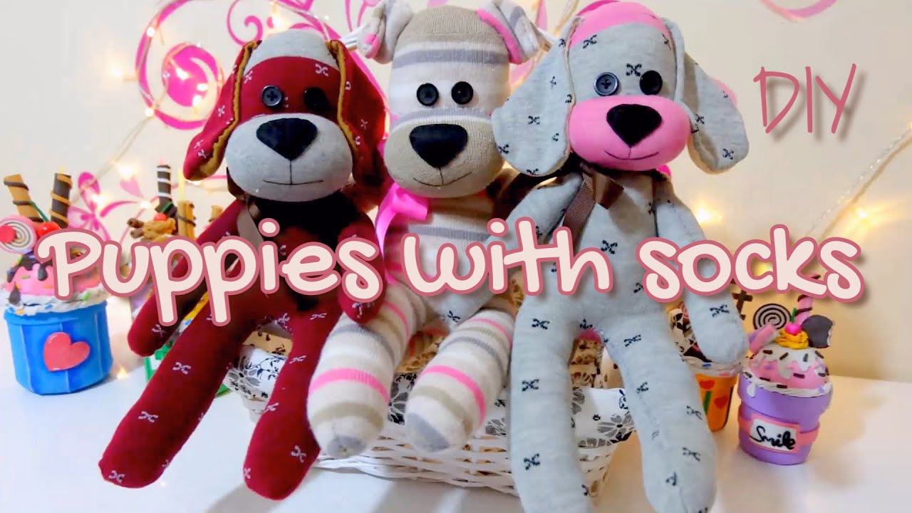 How to Make a Puppy Dog with socks - DIY sock puppies - Easy Crafts at Home || Isa Art & Craft
