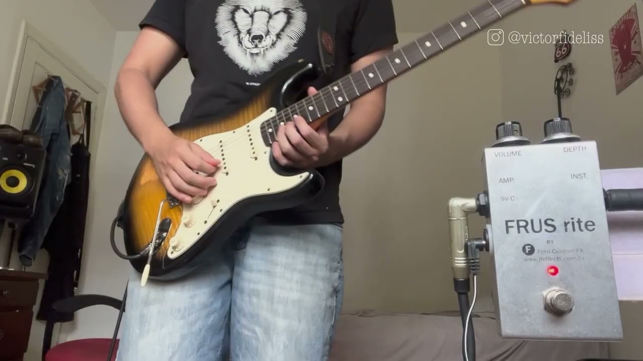 FRUS RITE: O FUZZ CERTO PARA O TIMBRE DE JOHN FRUSCIANTE | POR: VICTOR FIDELIS